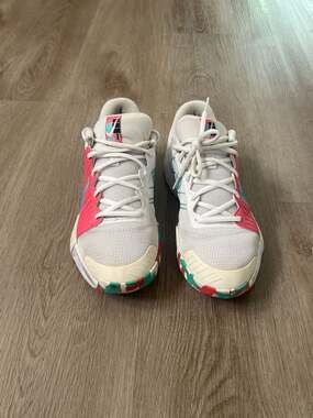 Nike Women's Zoom Challenge Pickleball Shoes White Pink Retro FQ4155-101